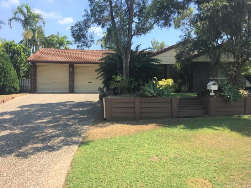 18 Hinton Street, Koongal QLD 4701